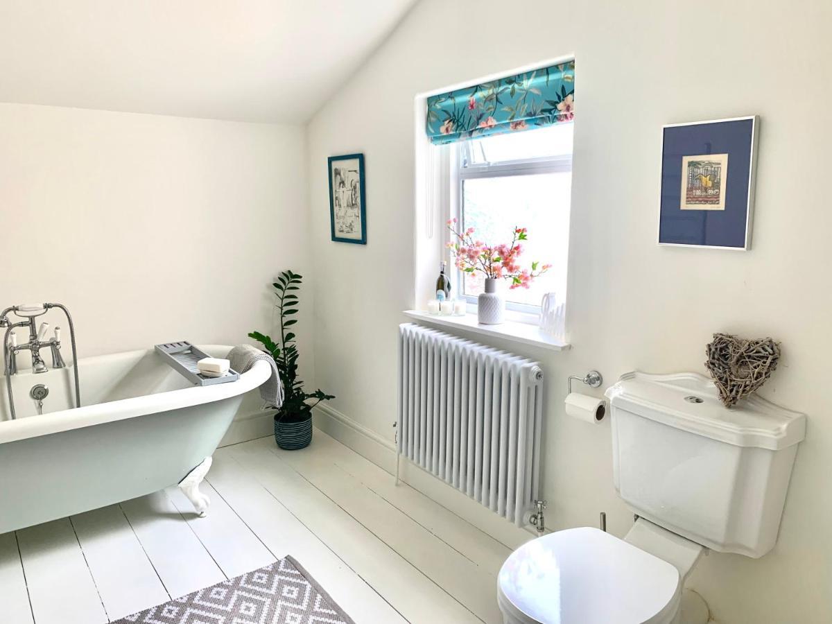 Lovely 3 Bed House In The Heart Of Cheltenham Kültér fotó