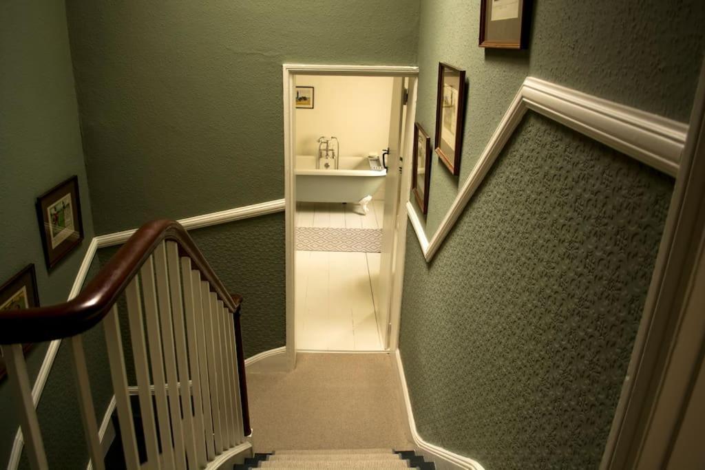 Lovely 3 Bed House In The Heart Of Cheltenham Kültér fotó