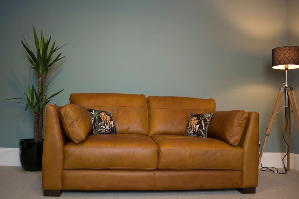 Lovely 3 Bed House In The Heart Of Cheltenham Kültér fotó